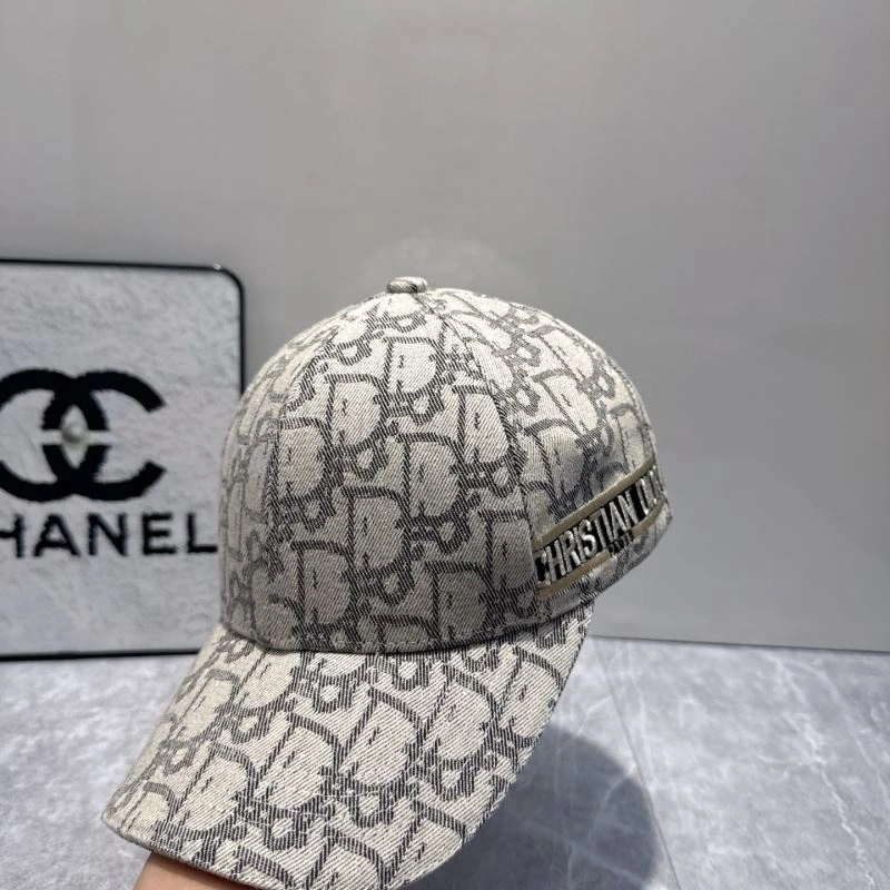 Christian Dior Caps Stylish 259559