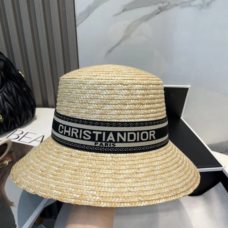 Christian Dior Caps Refined 259515