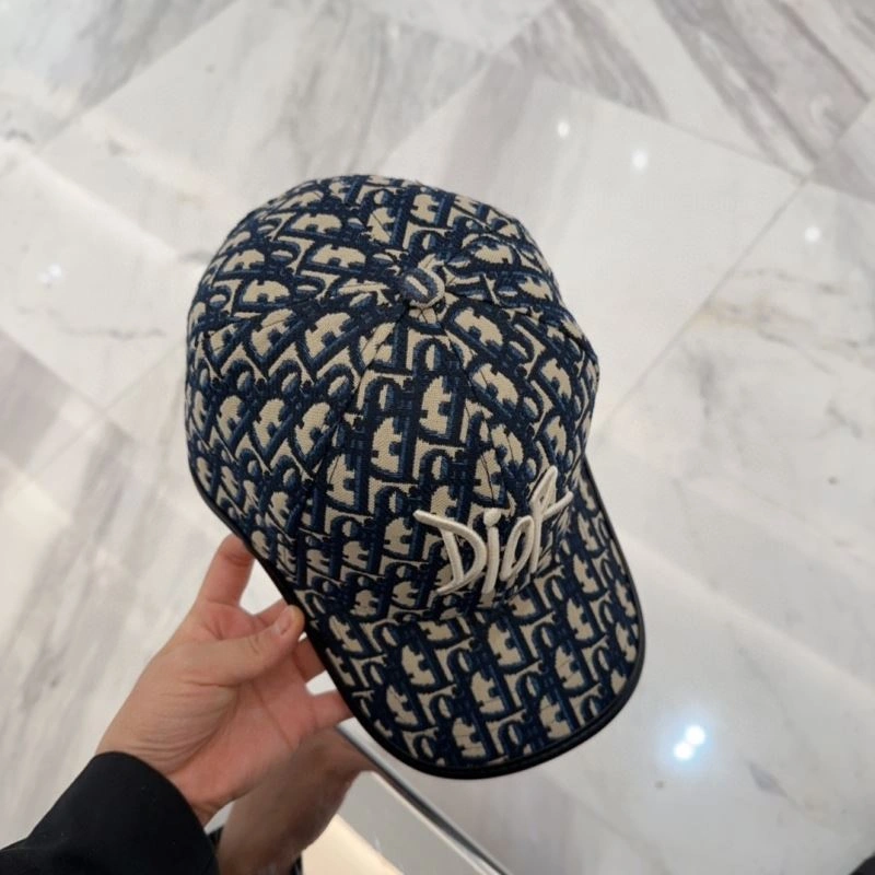 Christian Dior Caps Practical 259512