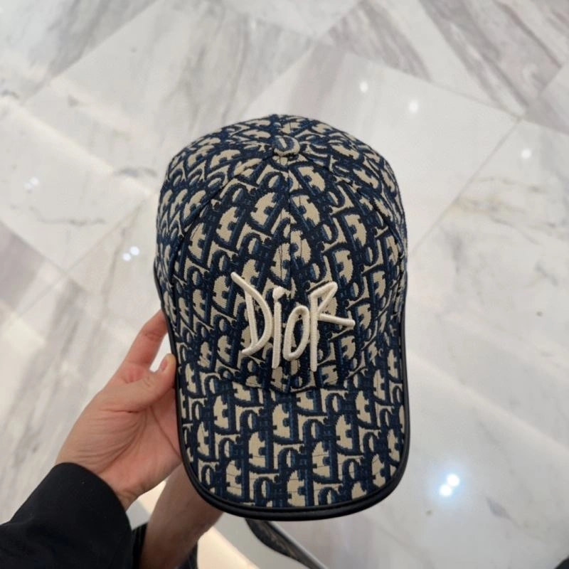 Christian Dior Caps Practical 259512
