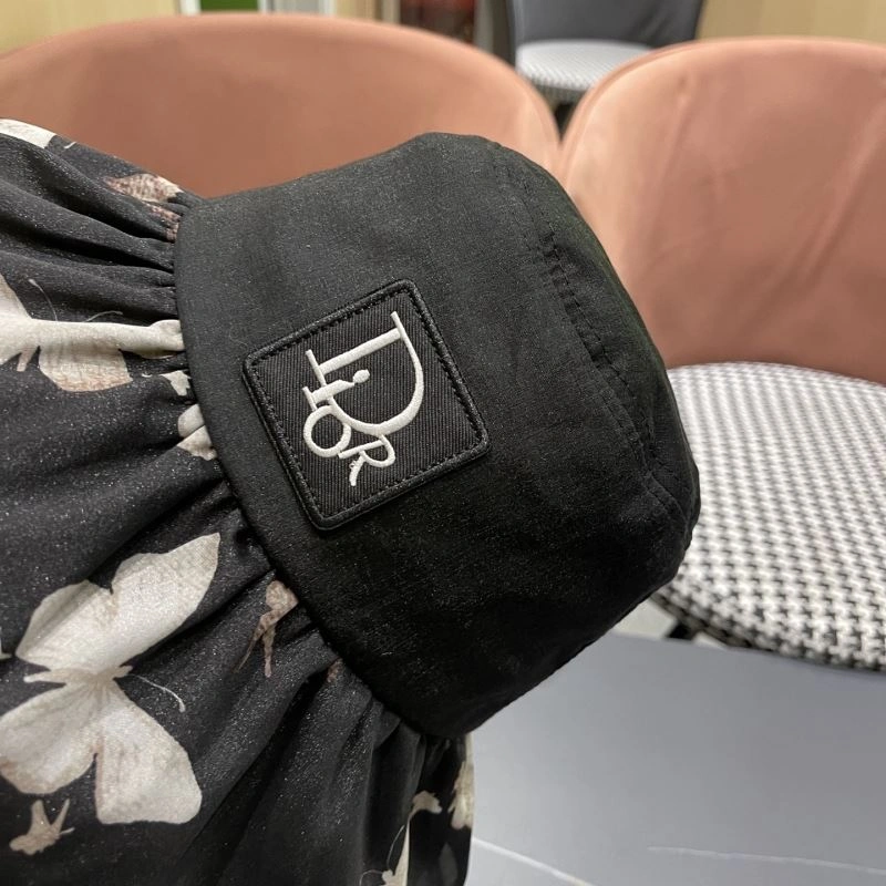 Flexible Christian Dior Caps 259518