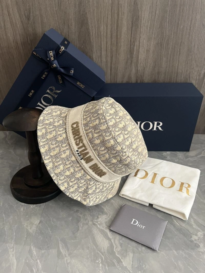 Flexible Christian Dior Caps 259495