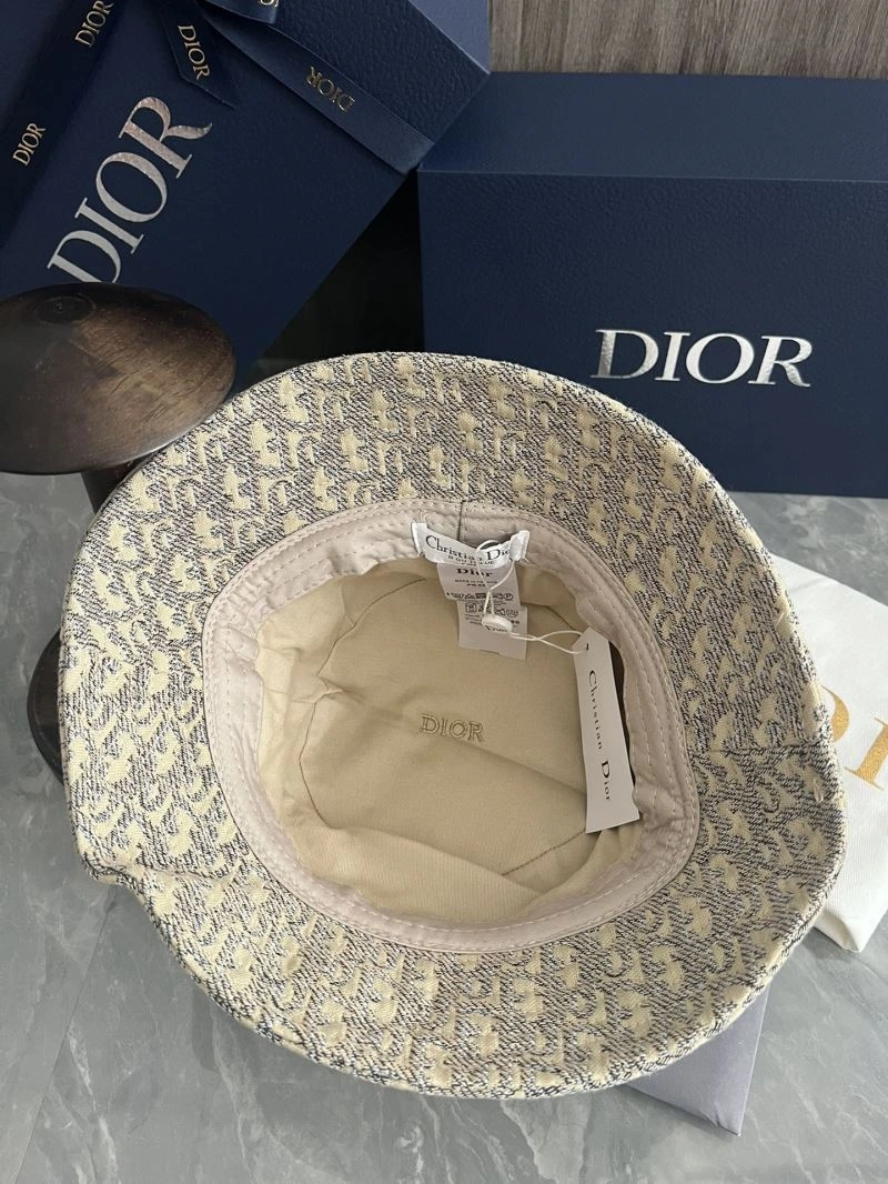 Flexible Christian Dior Caps 259495