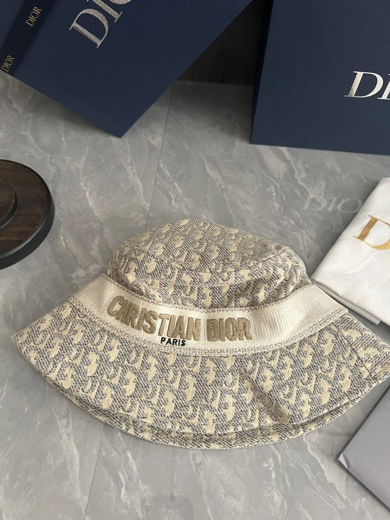 Flexible Christian Dior Caps 259495