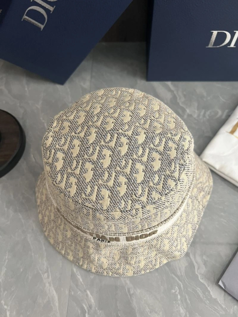 Flexible Christian Dior Caps 259495