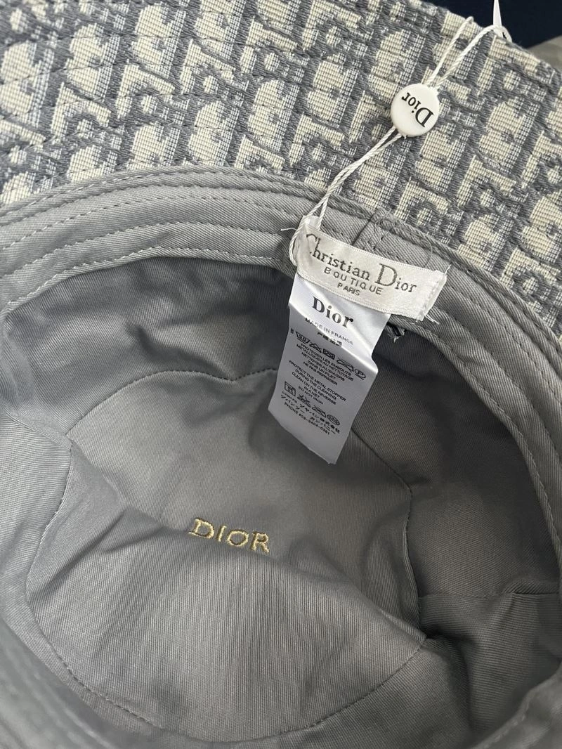 Christian Dior Caps Vibrant 259492