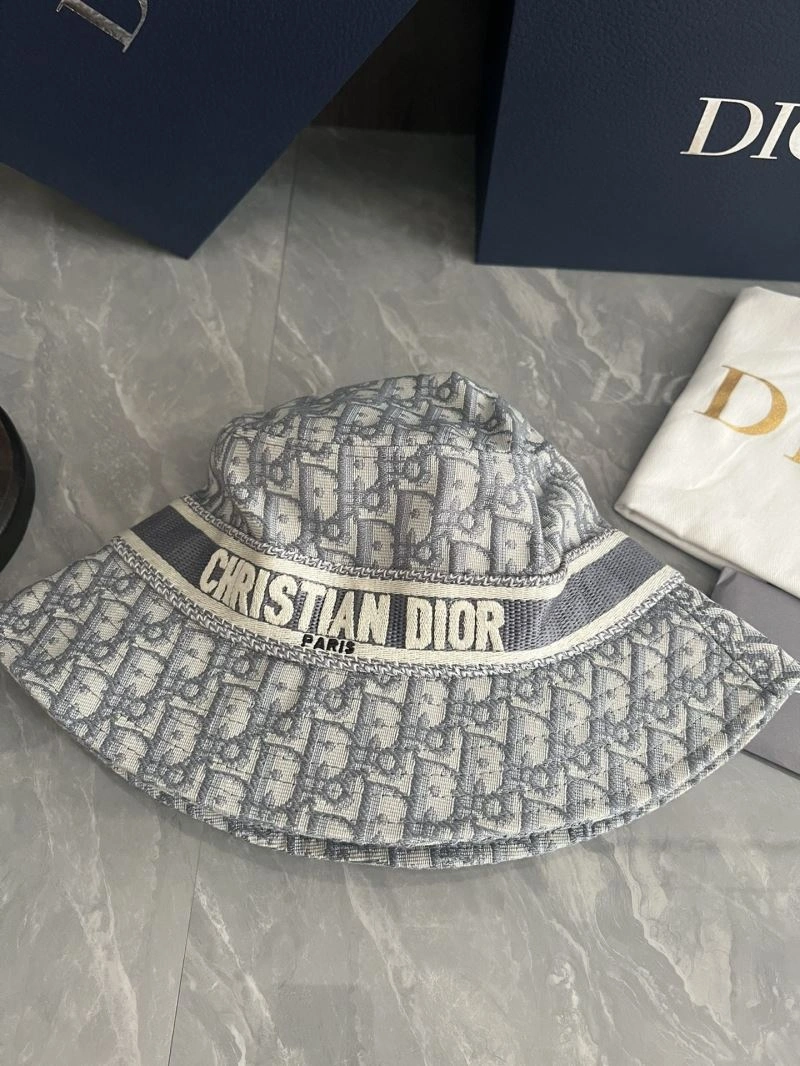 Christian Dior Caps Vibrant 259492