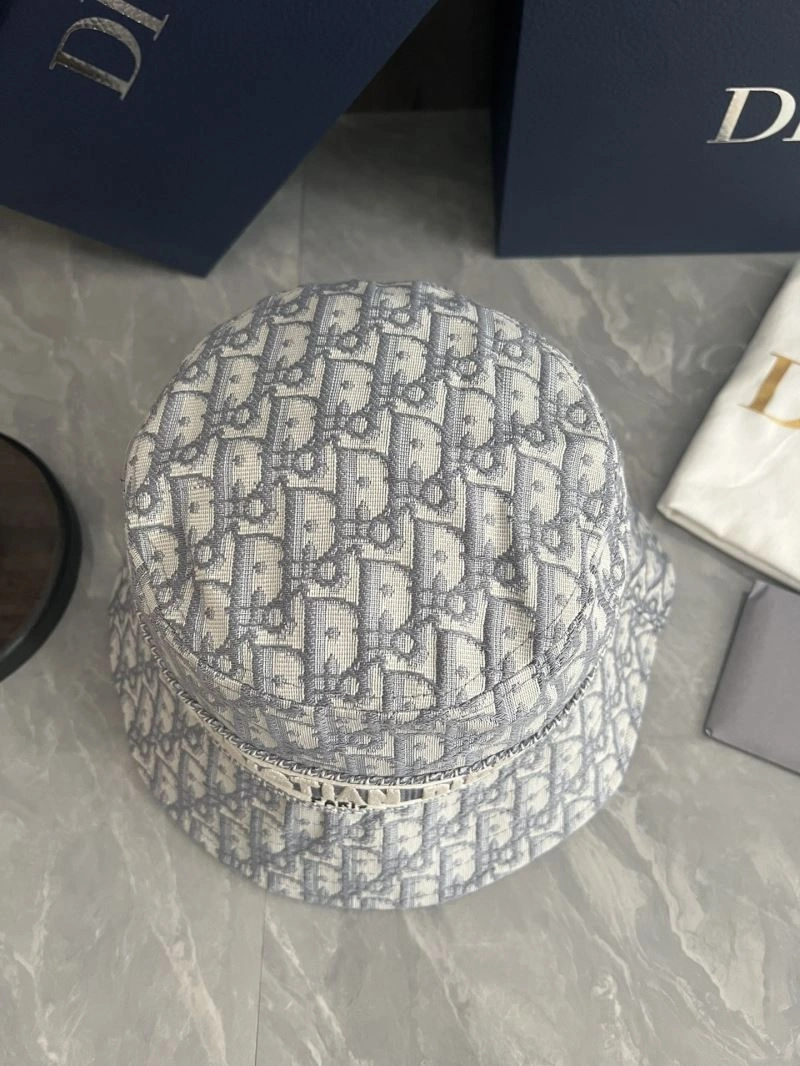 Christian Dior Caps Vibrant 259492