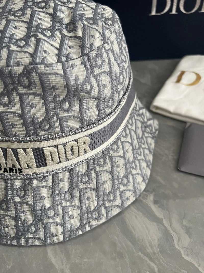 Christian Dior Caps Vibrant 259492