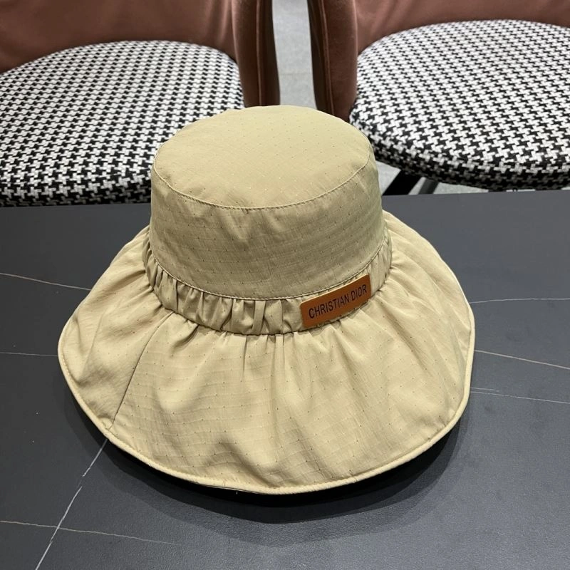 Christian Dior Caps WellDesigned 259476