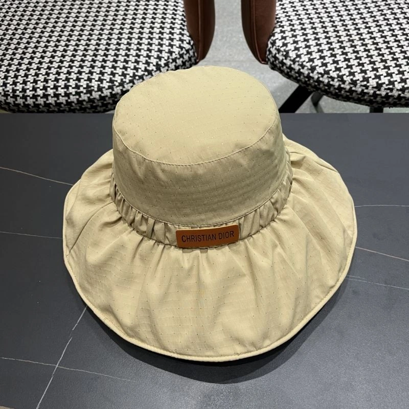Christian Dior Caps WellDesigned 259476
