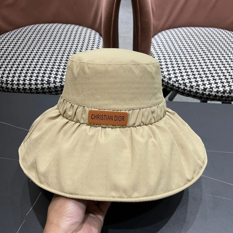 Christian Dior Caps WellDesigned 259476