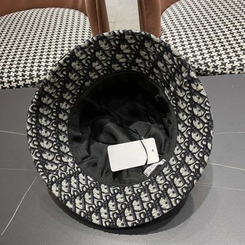 Christian Dior Caps Sophisticated 259475