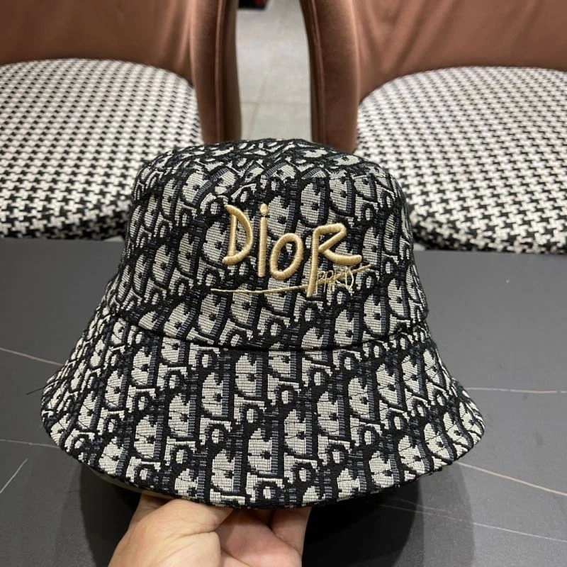 Christian Dior Caps Sophisticated 259475
