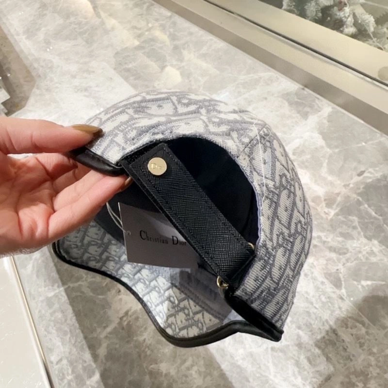 WrinkleFree Christian Dior Caps 259473