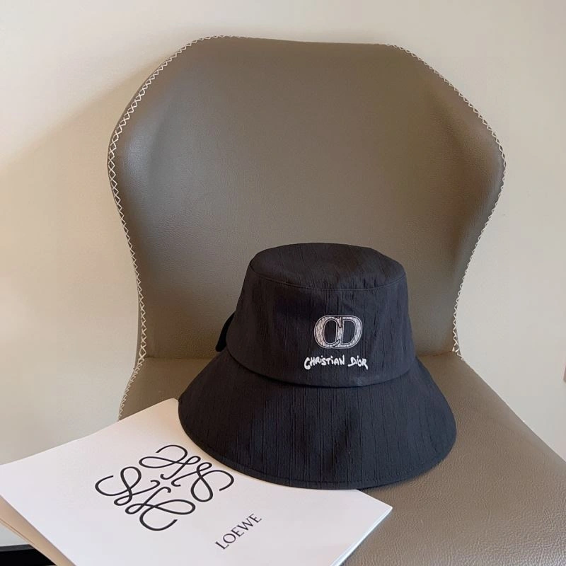 Christian Dior Caps Sophisticated 259460