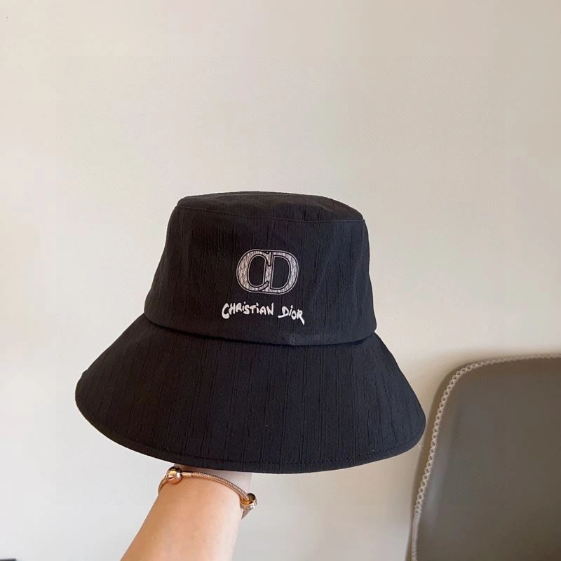 Christian Dior Caps Sophisticated 259460