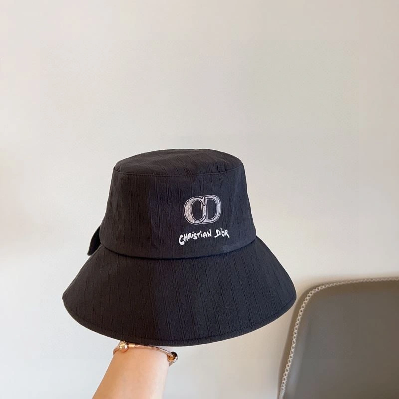 Christian Dior Caps Sophisticated 259460