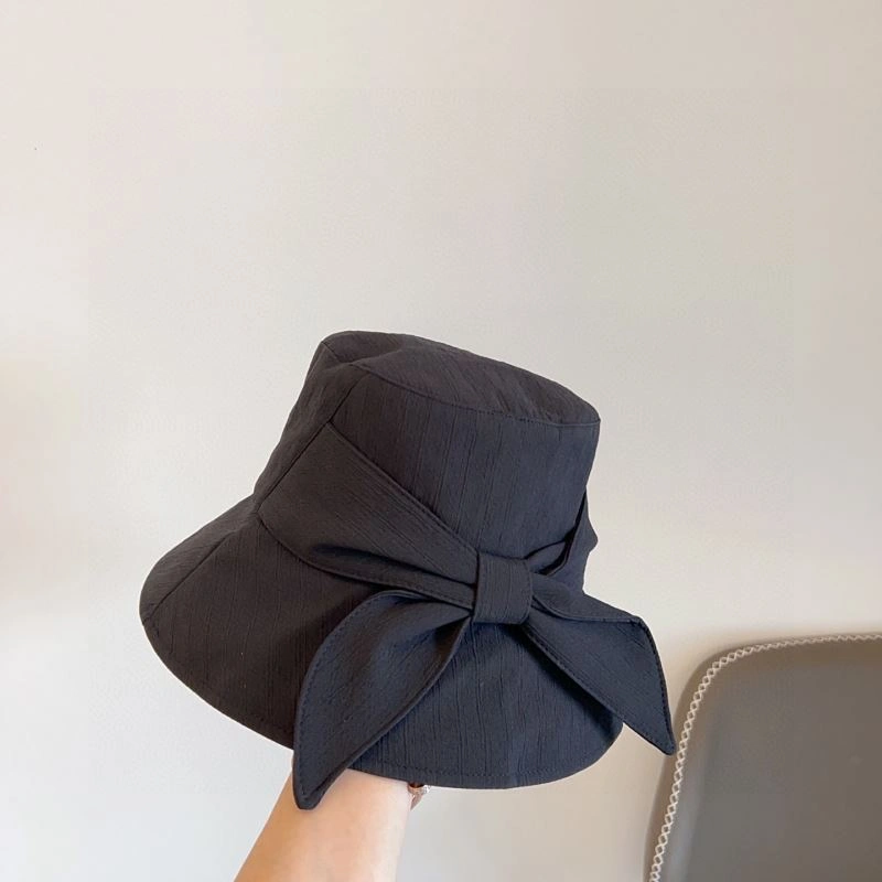 Christian Dior Caps Sophisticated 259460