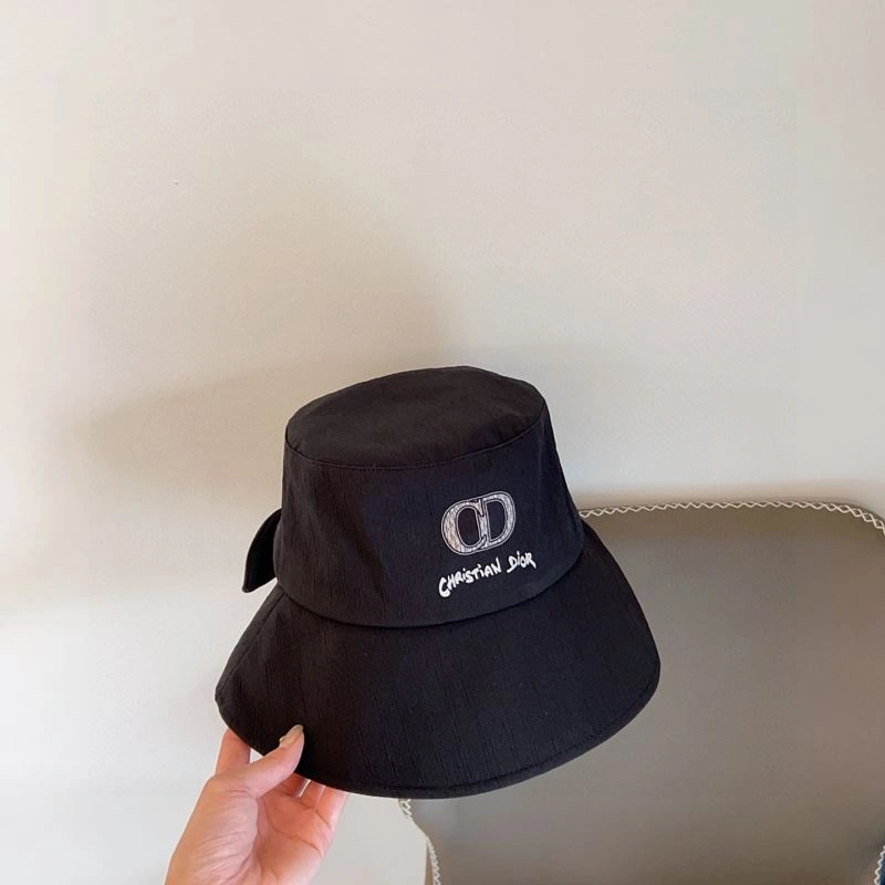 Christian Dior Caps Sophisticated 259460