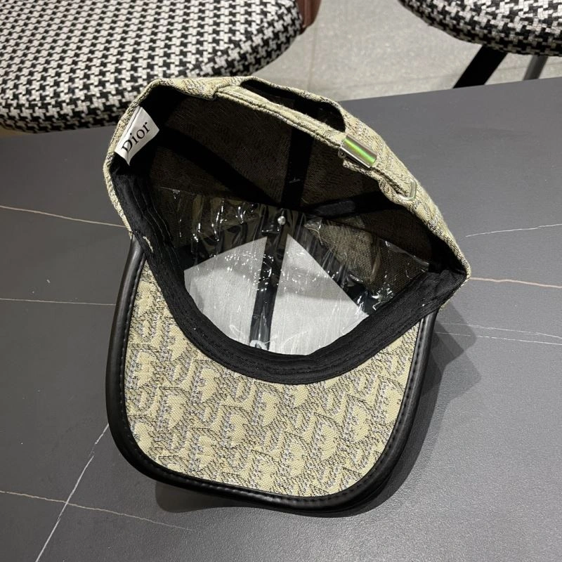 Christian Dior Caps EyeCatching 259478