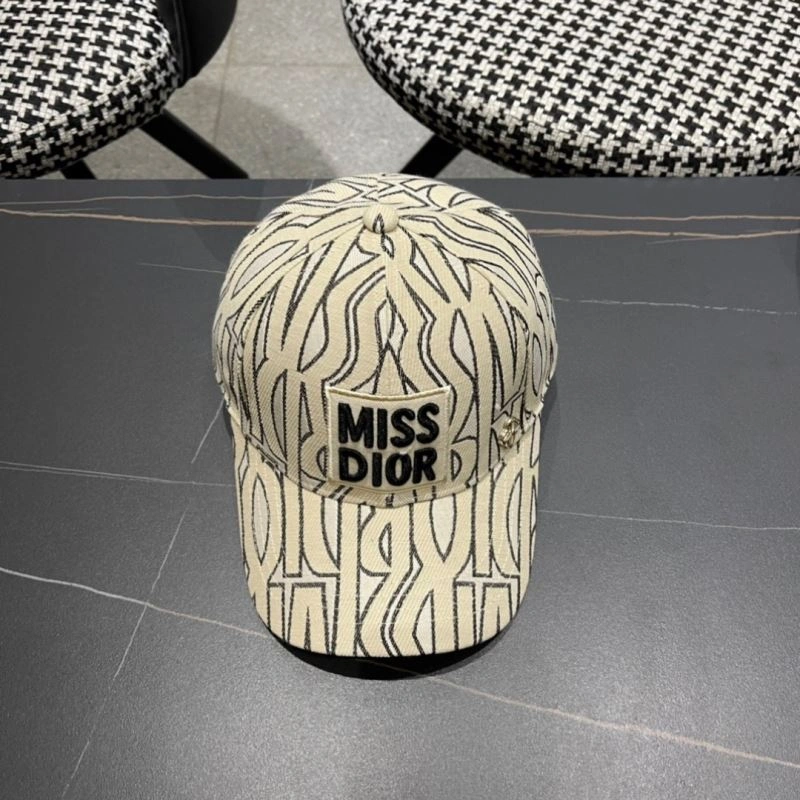 Christian Dior Caps UrbanStyle 259454