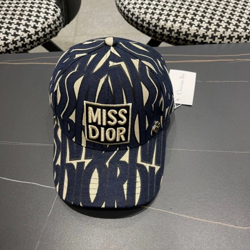 Christian Dior Caps Sleek 259450
