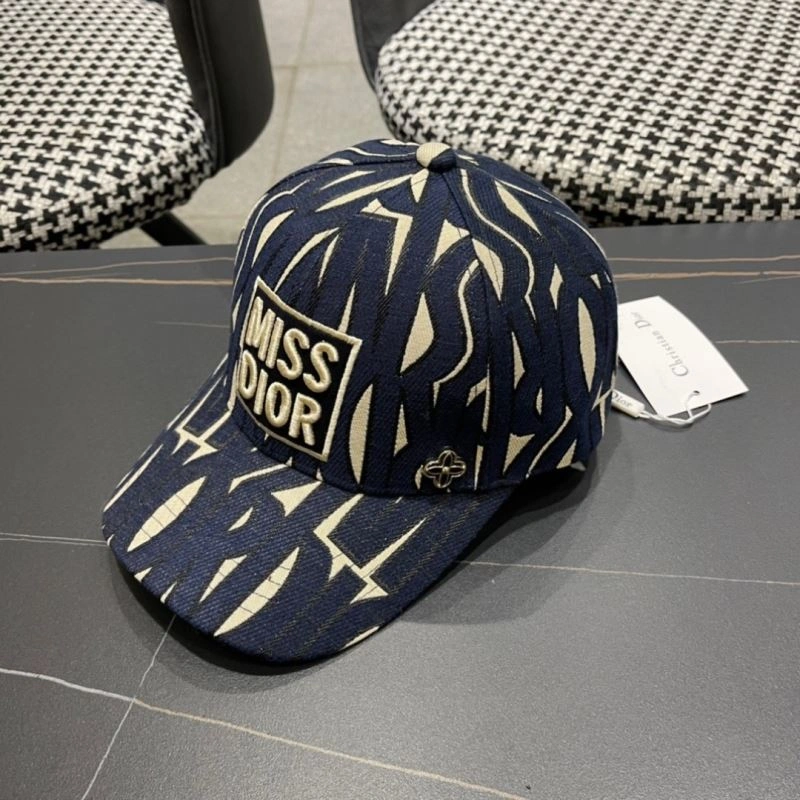 Christian Dior Caps Sleek 259450