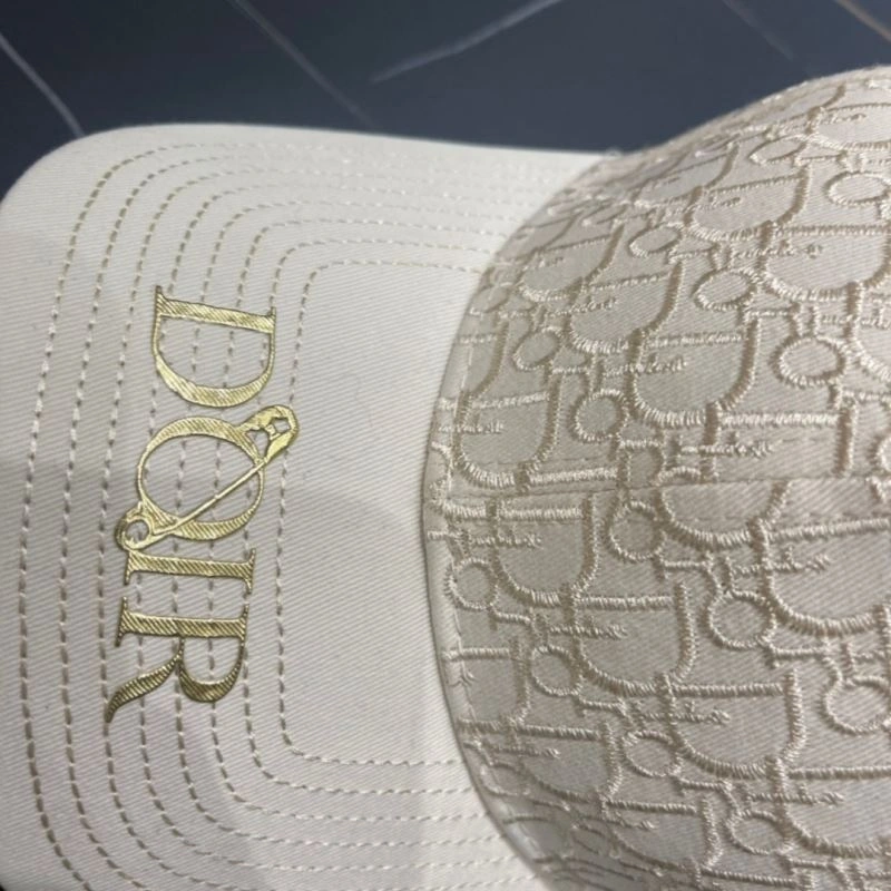 Christian Dior Caps Classic 259445