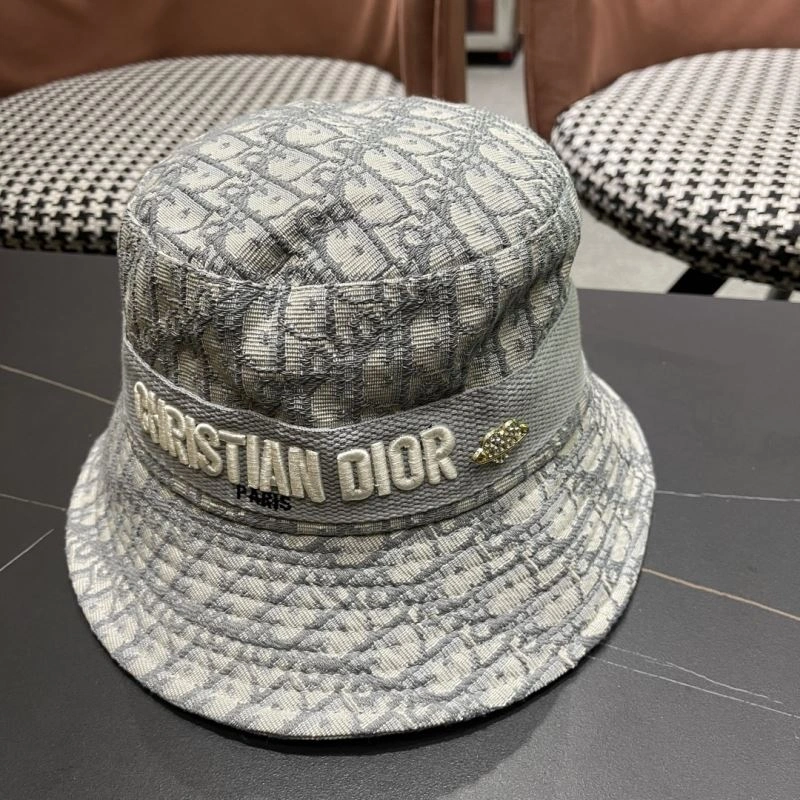 Christian Dior Caps Reliable 259443