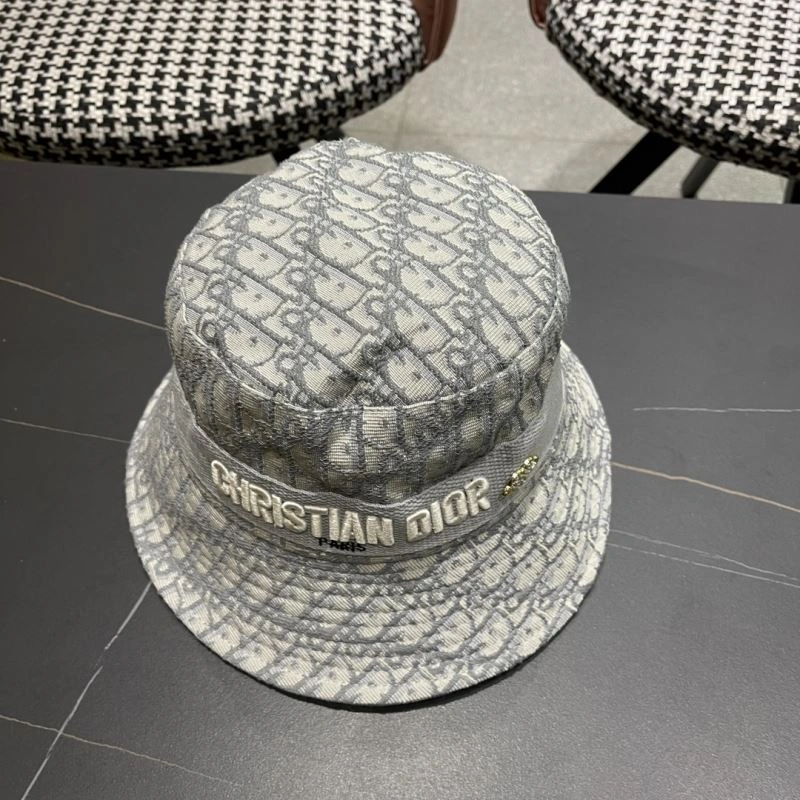 Christian Dior Caps Reliable 259443