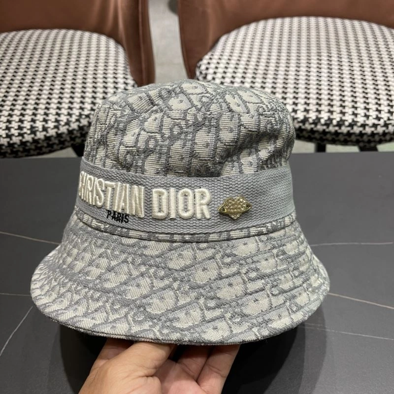 Christian Dior Caps Reliable 259443
