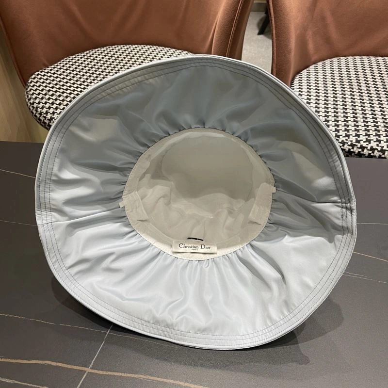 Christian Dior Caps Practical 259434