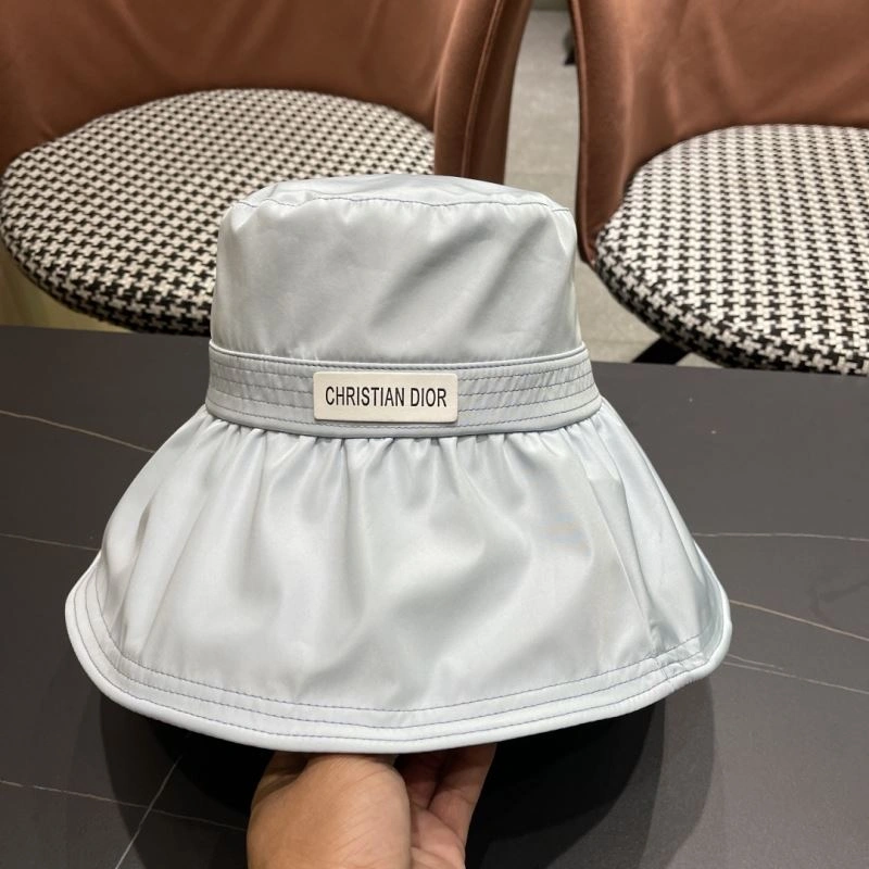 Christian Dior Caps Practical 259434