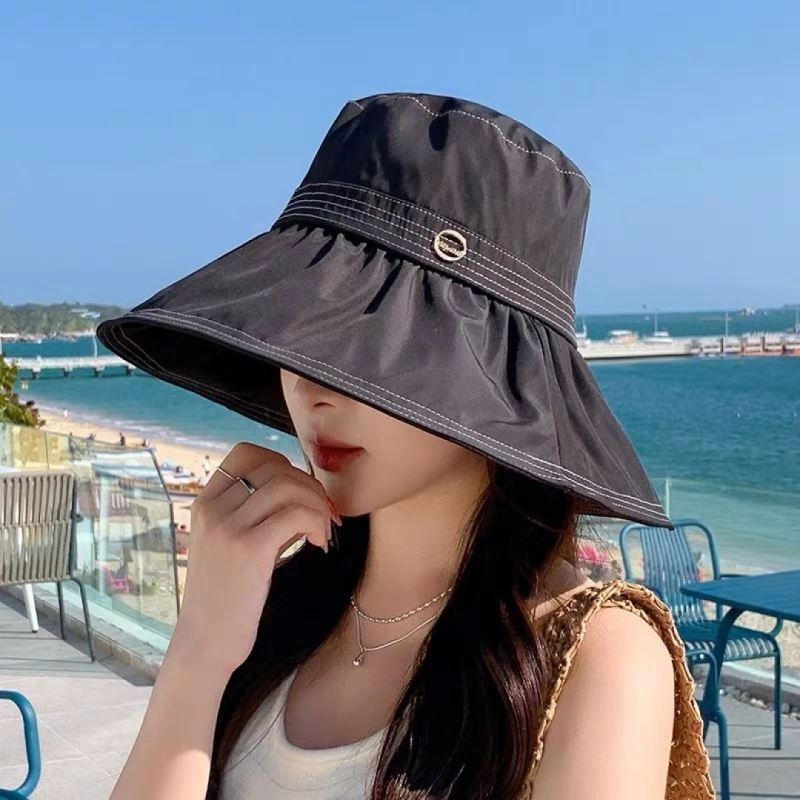 Effortless Christian Dior Caps 259437