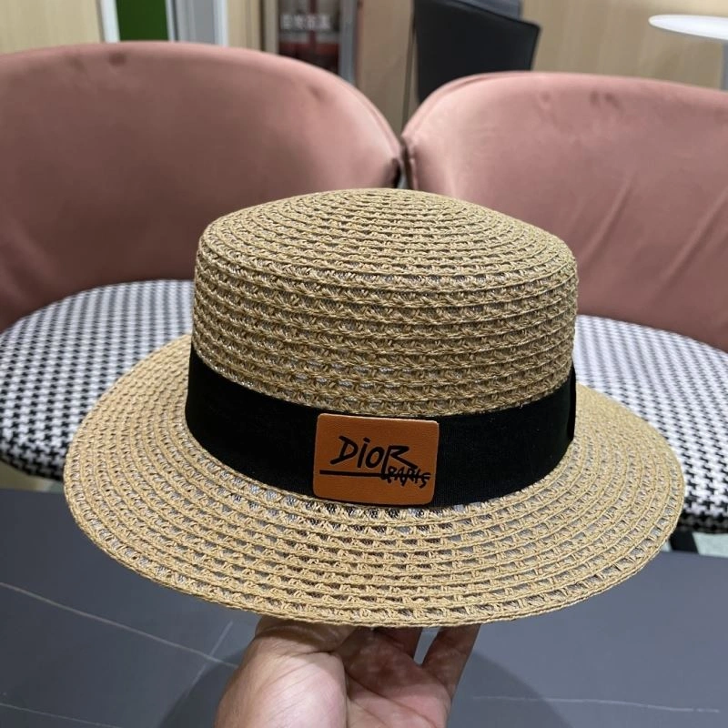 Christian Dior Caps Attractive 259431