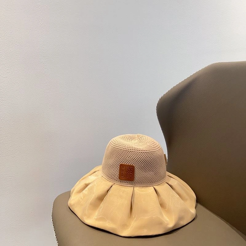 Christian Dior Caps MultiPurpose 259414