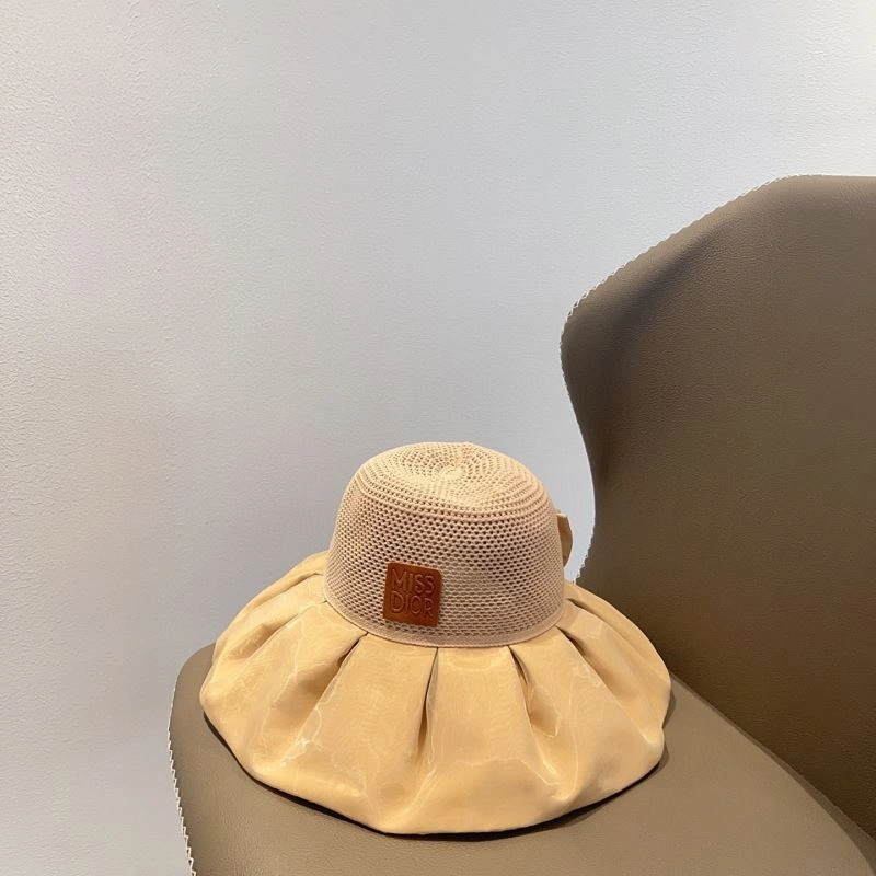 Christian Dior Caps MultiPurpose 259414