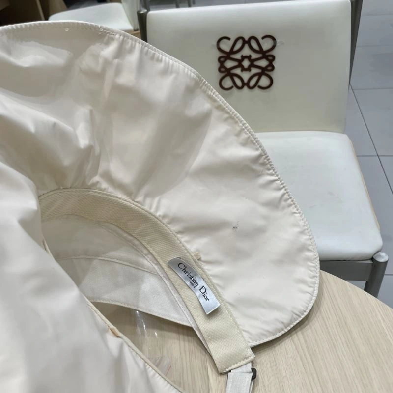 OnTrend Christian Dior Caps 259424