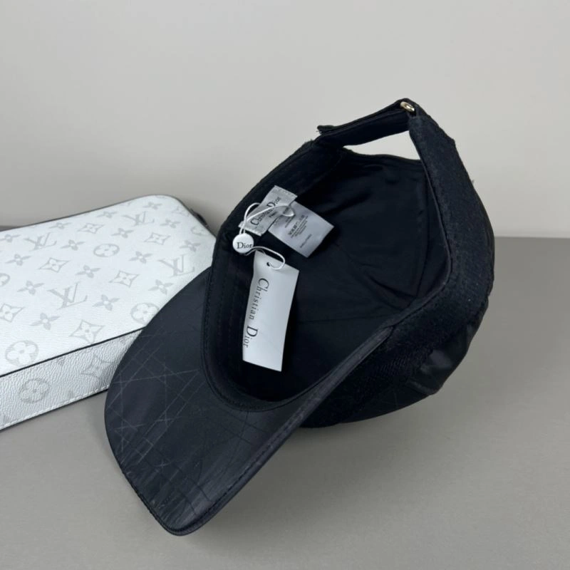 Christian Dior Caps TopPick 259417
