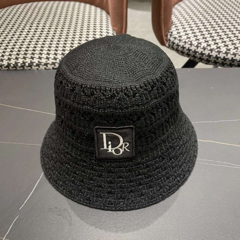 Christian Dior Caps Sleek 259406