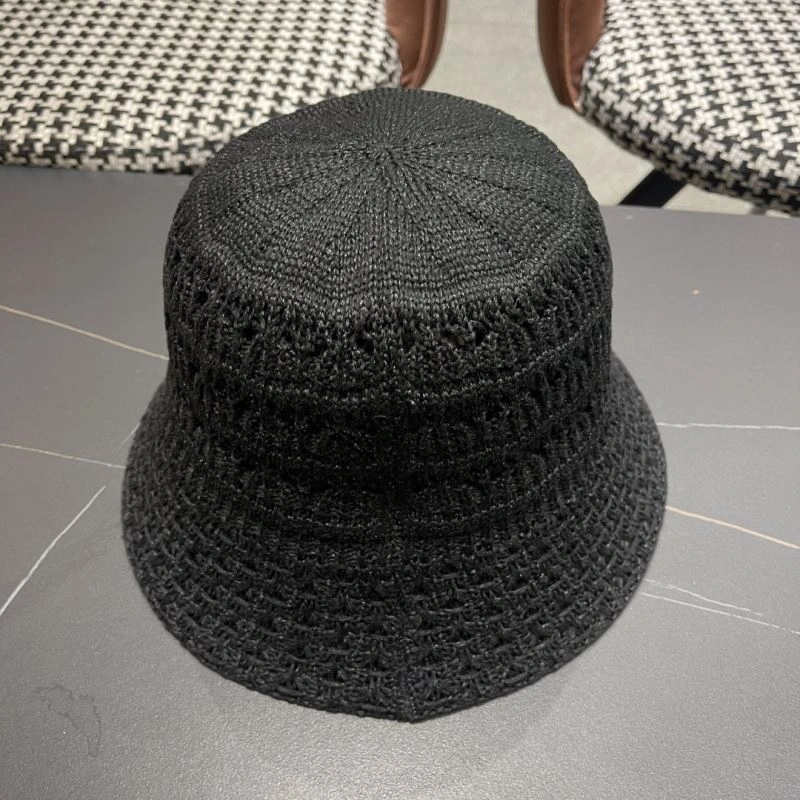 Christian Dior Caps Sleek 259406