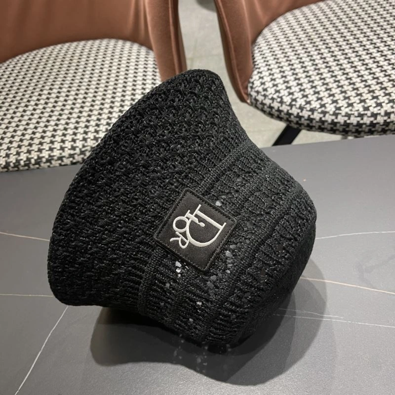 Christian Dior Caps Sleek 259406