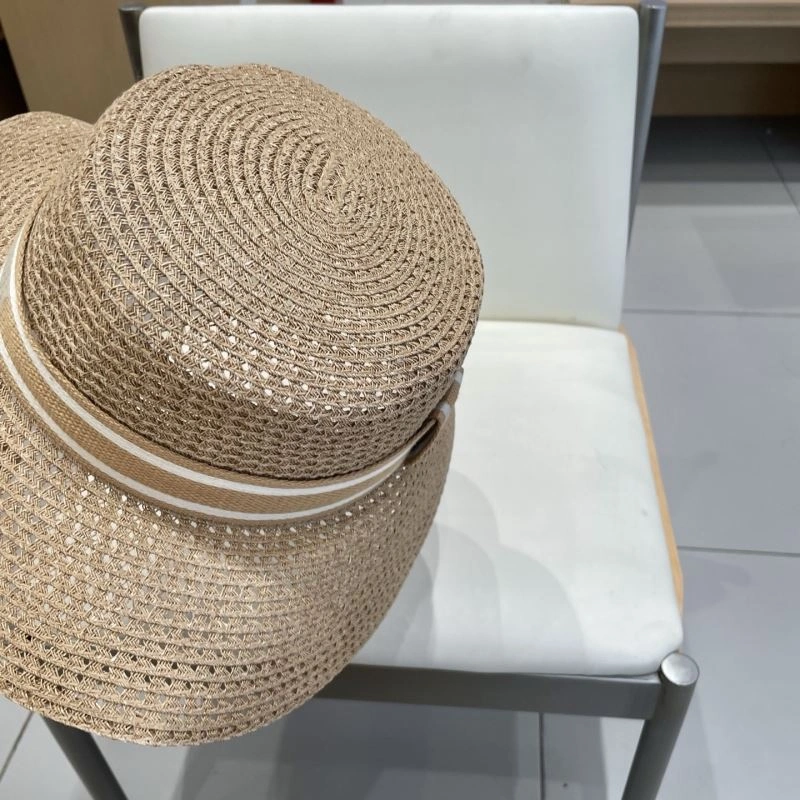 UrbanChic Christian Dior Caps 259403