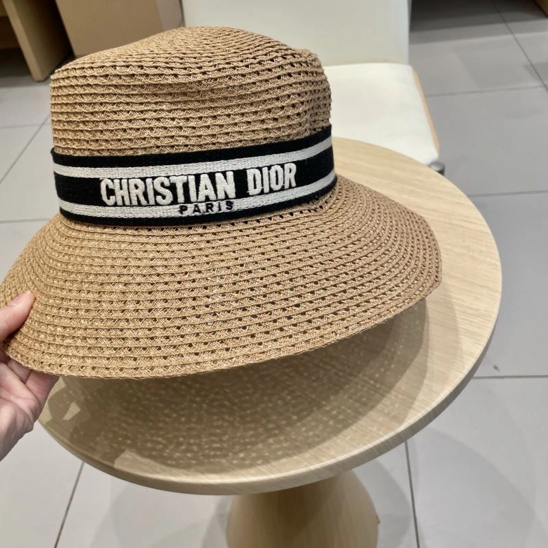 Timeless Christian Dior Caps 259402