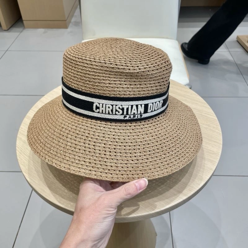 Timeless Christian Dior Caps 259402