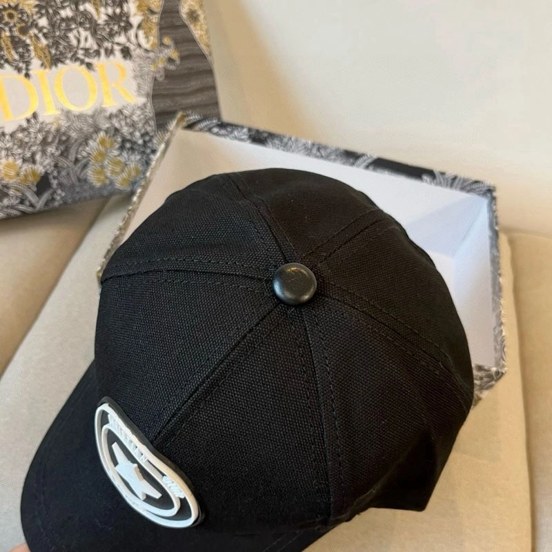 Youthful Christian Dior Caps 259400