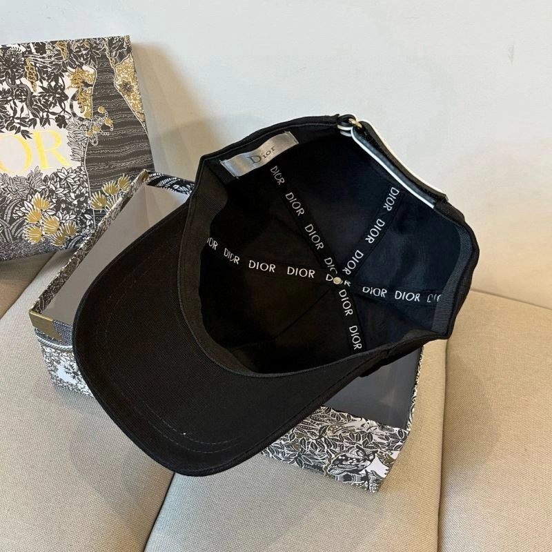 Youthful Christian Dior Caps 259400