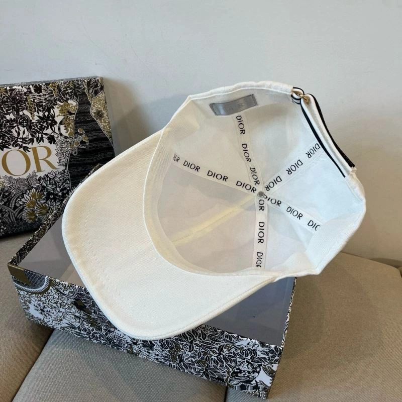 Christian Dior Caps Bold 259388