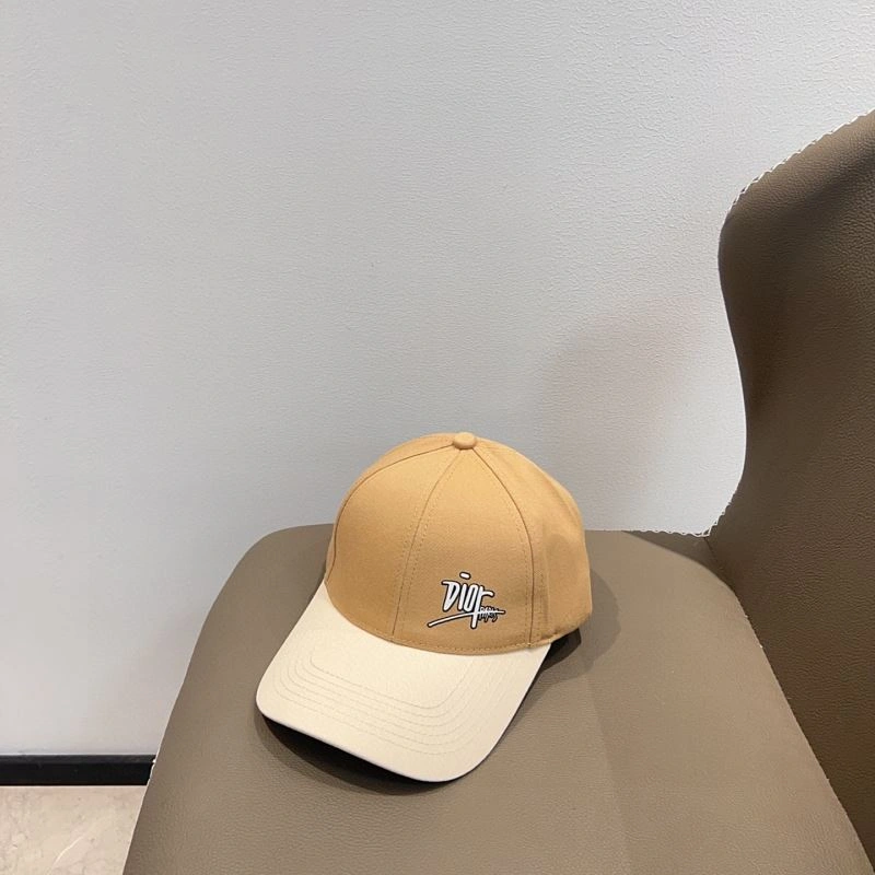 Seasonal Christian Dior Caps 259394